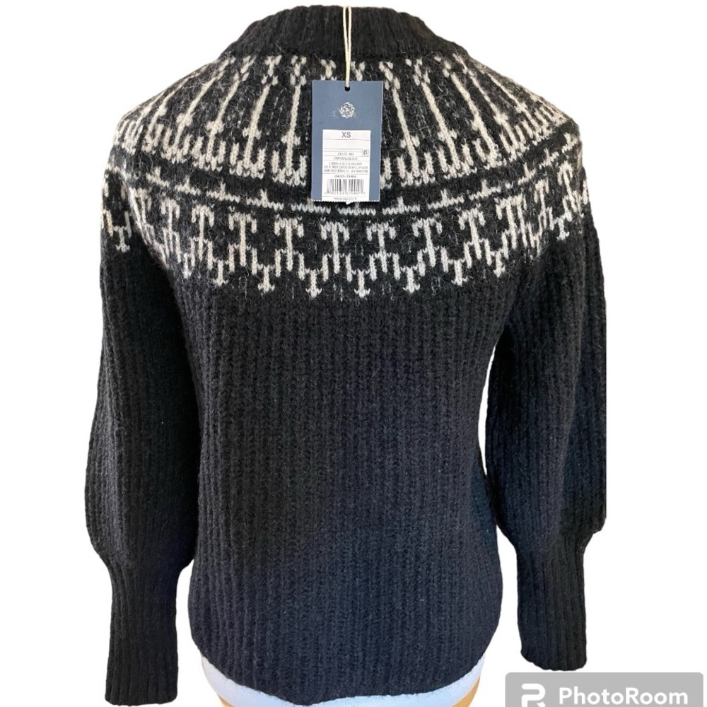 Cozy Nordic Sweater NWT by Universal Thread - Picture 4 of 10